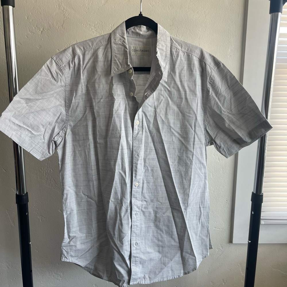 Light Gray Short Sleeve Casual Button Down Shirt